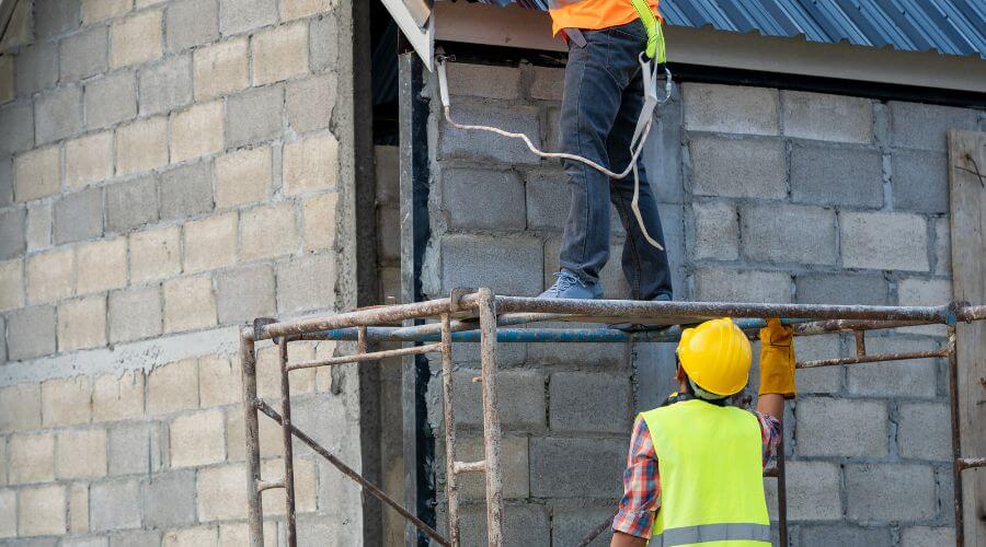 Expert Emergency Roof Repairs services in Sayville, NY